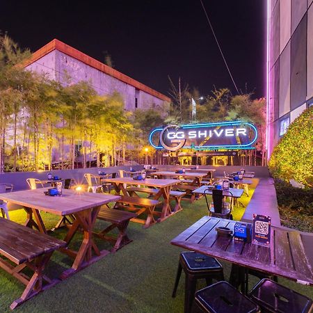 J Icon Hip Hotel باليكبابان المظهر الخارجي الصورة